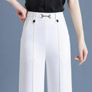 Calças Femininas Lavina de Cintura Alta com Botões Frontais em Poliéster e Seda Gelo